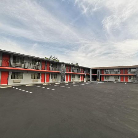 Journey Inn วูดแลนด์ ภายนอก รูปภาพ