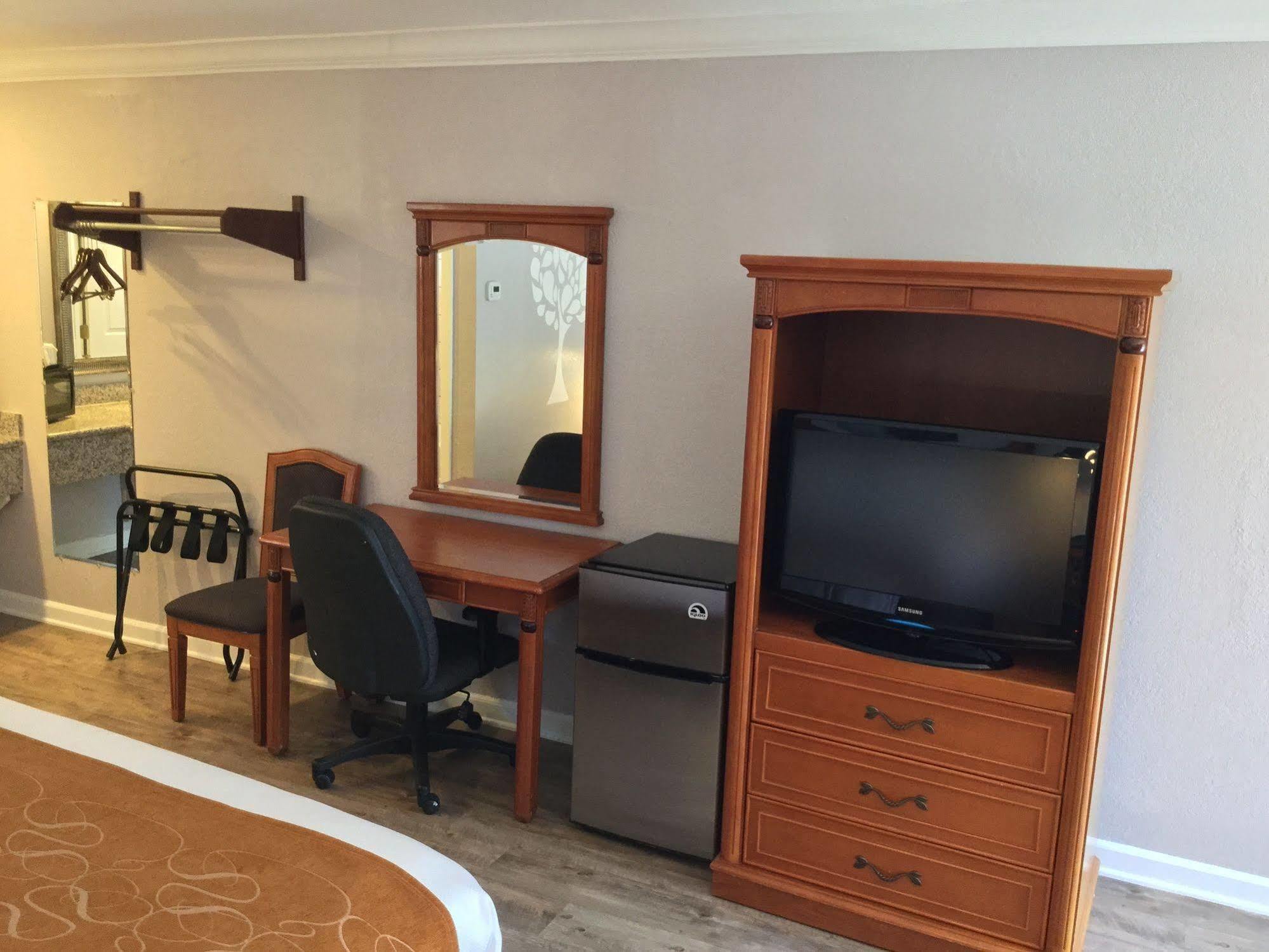 Journey Inn วูดแลนด์ ภายนอก รูปภาพ