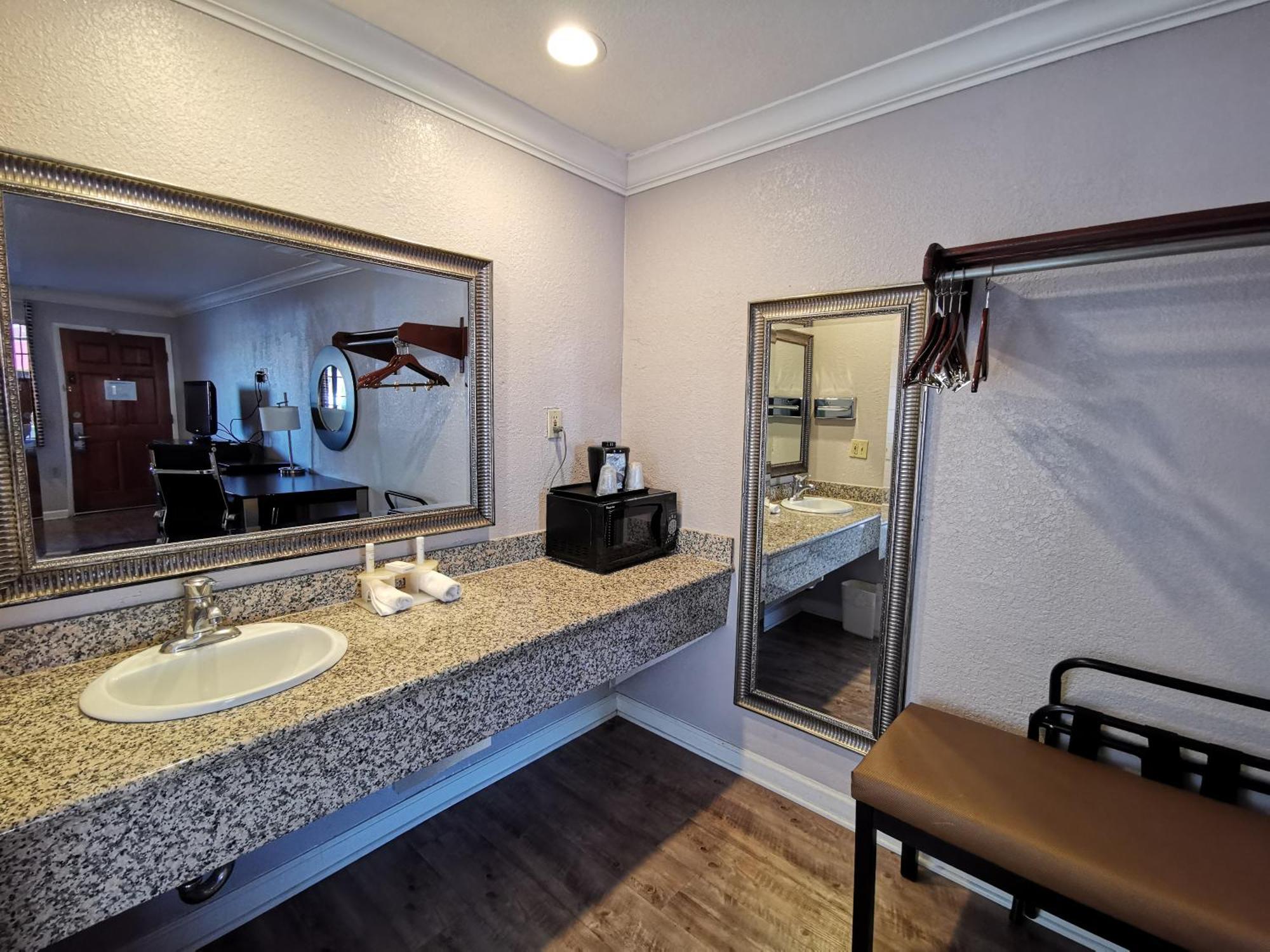 Journey Inn วูดแลนด์ ภายนอก รูปภาพ
